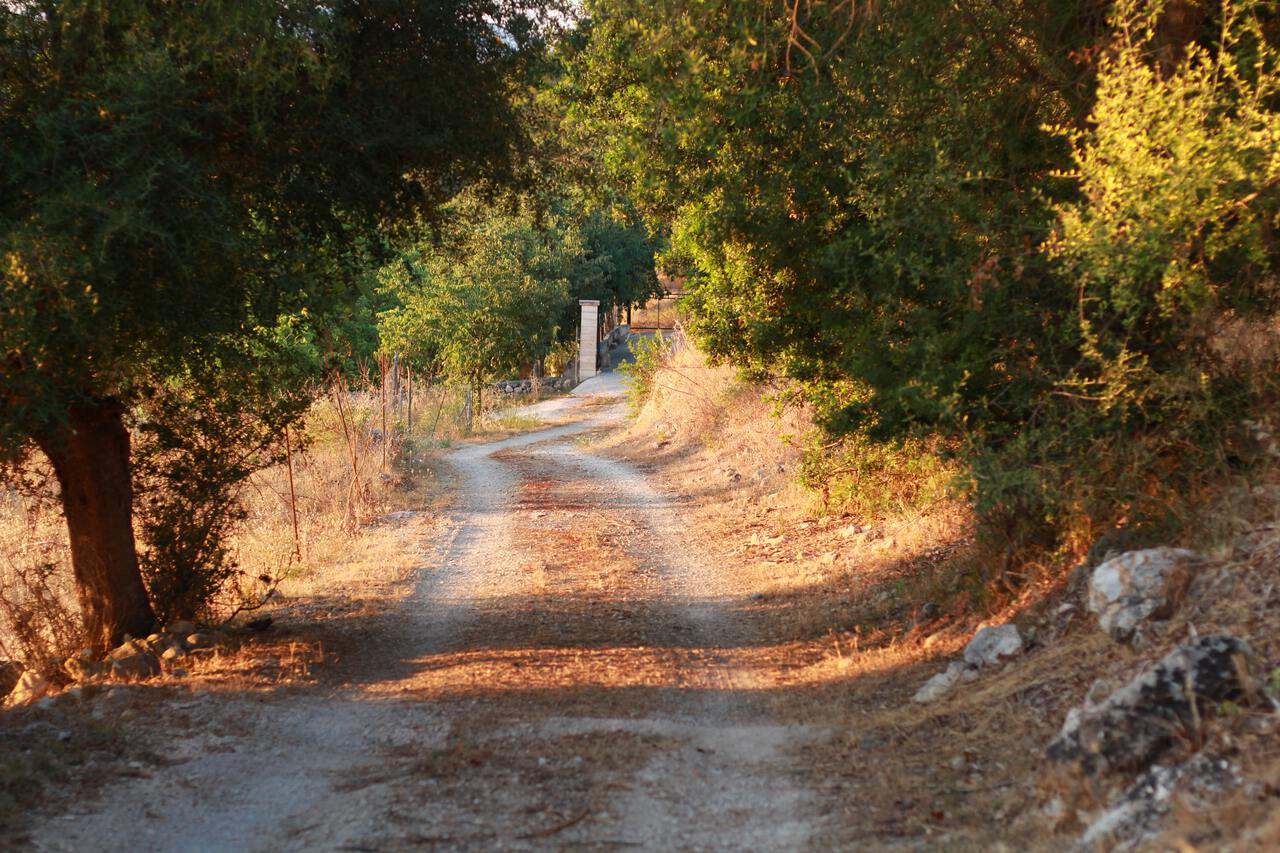 An offbeat path leading to Valldemossa from Serra de Tramuntana