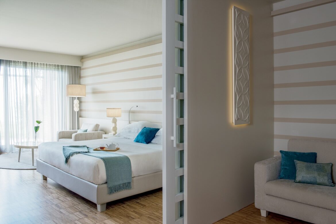 Exclusive Suite Bedroom, Lefay Resort & Spa