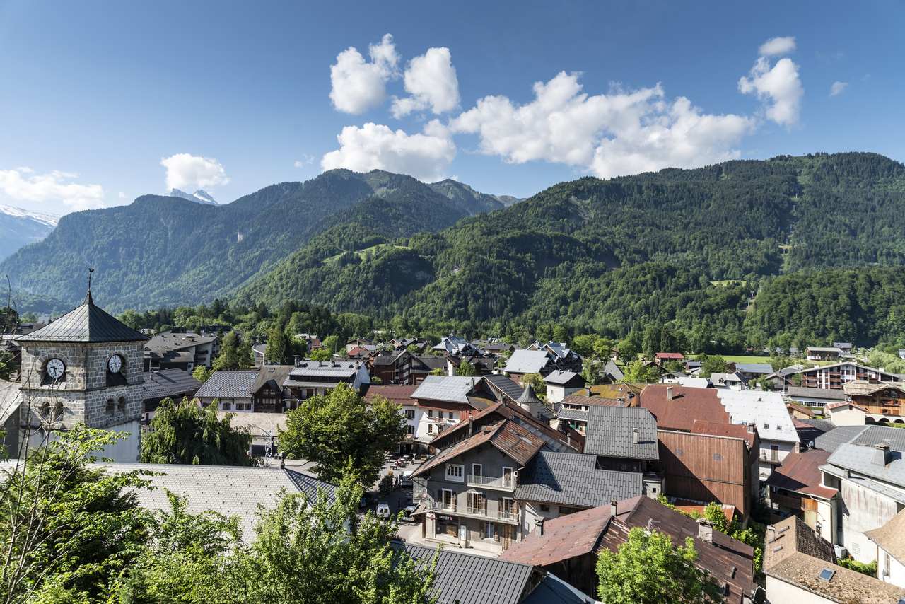 Samoëns mountain background